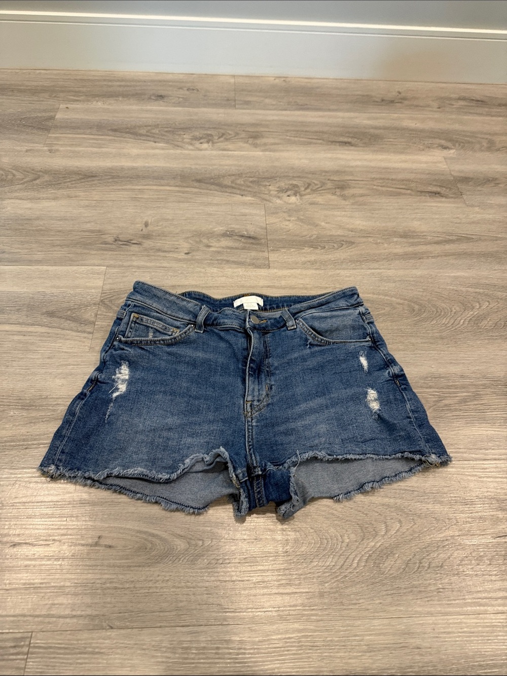 H&M Distressed Dark Blue Denim Cutoff Shorts size 10